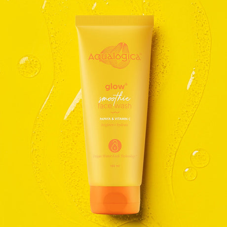 Aqualogica Glow+ Smoothie Face Wash with Vitamin C & Papaya, 100g