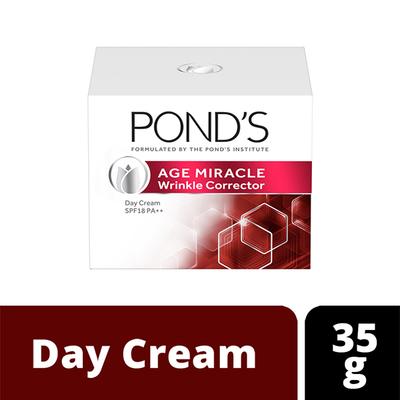 Pond's Age Miracle Anti Aging Day Cream with 10% Retinol-Collagen B3 Complex SPF 15 PA++