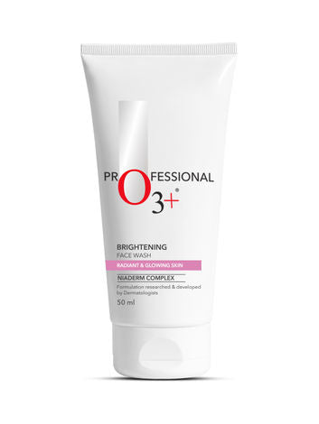 O3+ Vitamin C Face Wash Glow for Daily Brightening & Gentle Cleansing (60g)